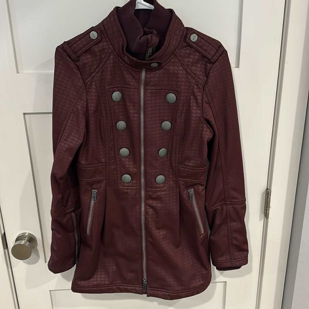 Women’s size small Zella Jacket